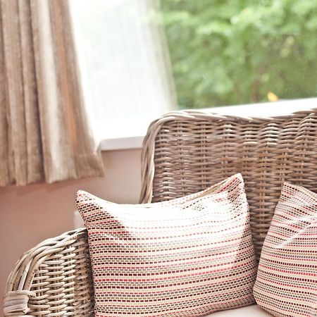 The Glen Guest House Kendal Habitación foto