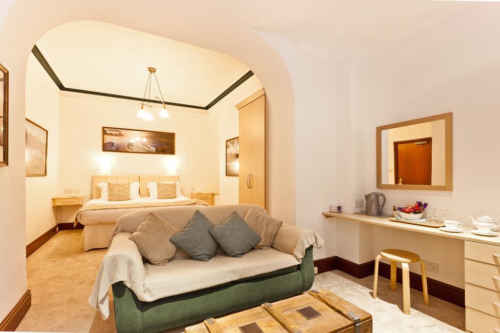 The Glen Guest House Kendal Habitación foto